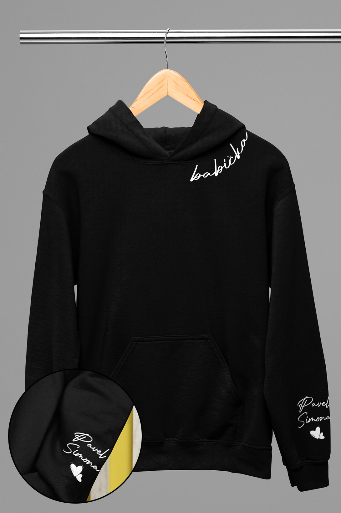 Dámská mikina pro babičku se jmény dětí Barva: Černá