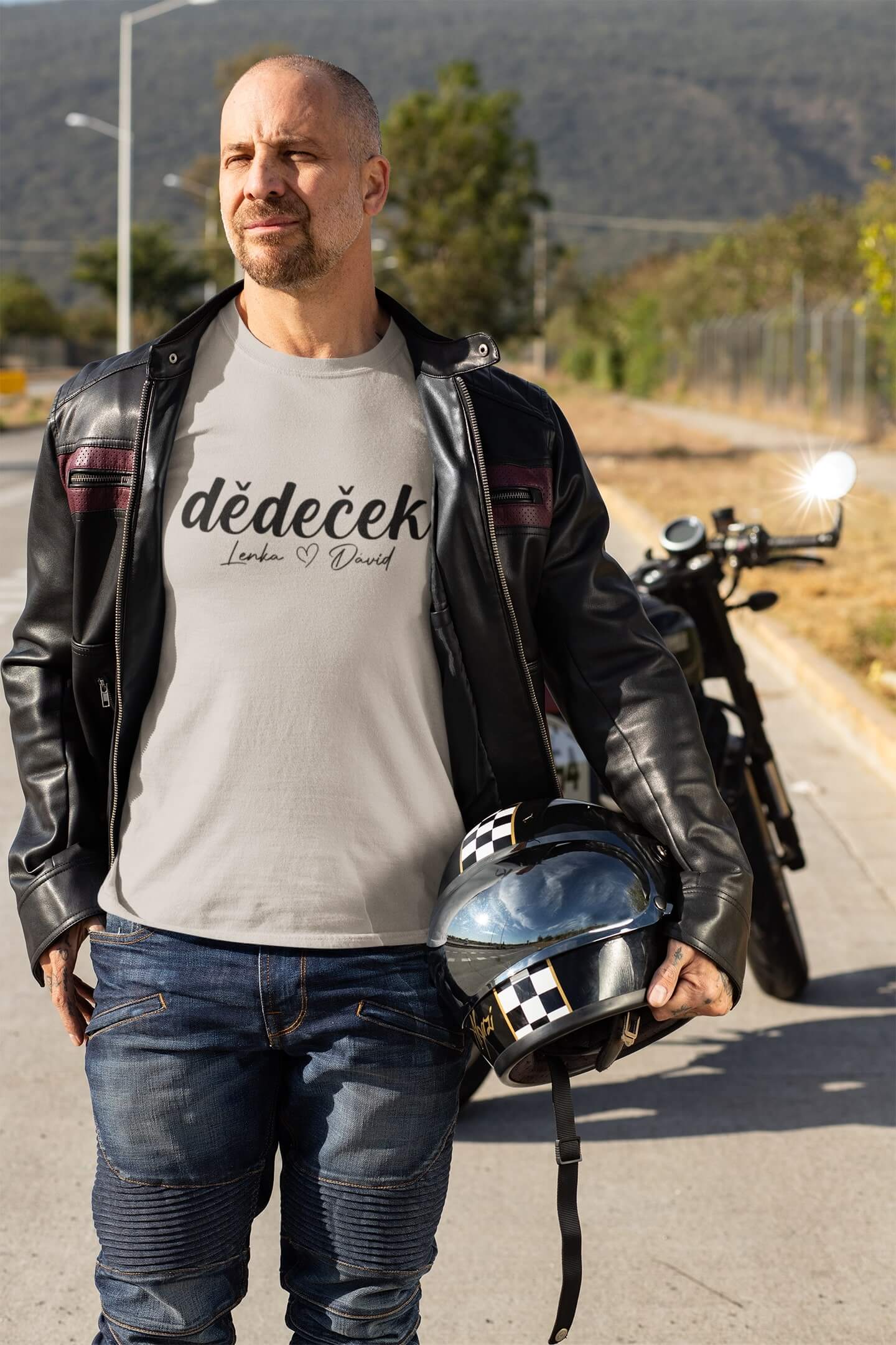 Pánské tričko Dědeček se jmény dětí Barva: Ledově šedá