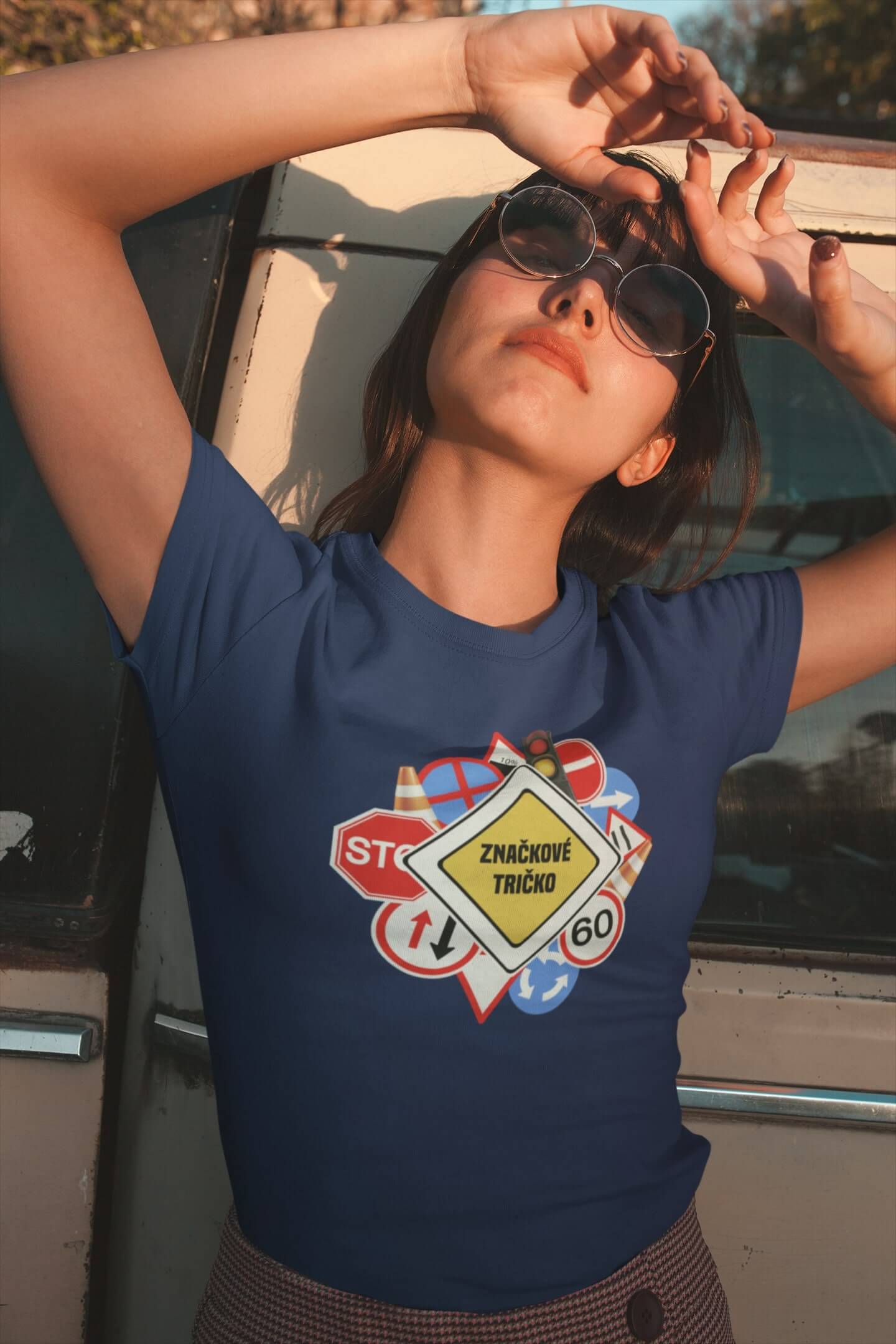 Dámské tričko Značkové tričko Barva: Půlnoční modrá