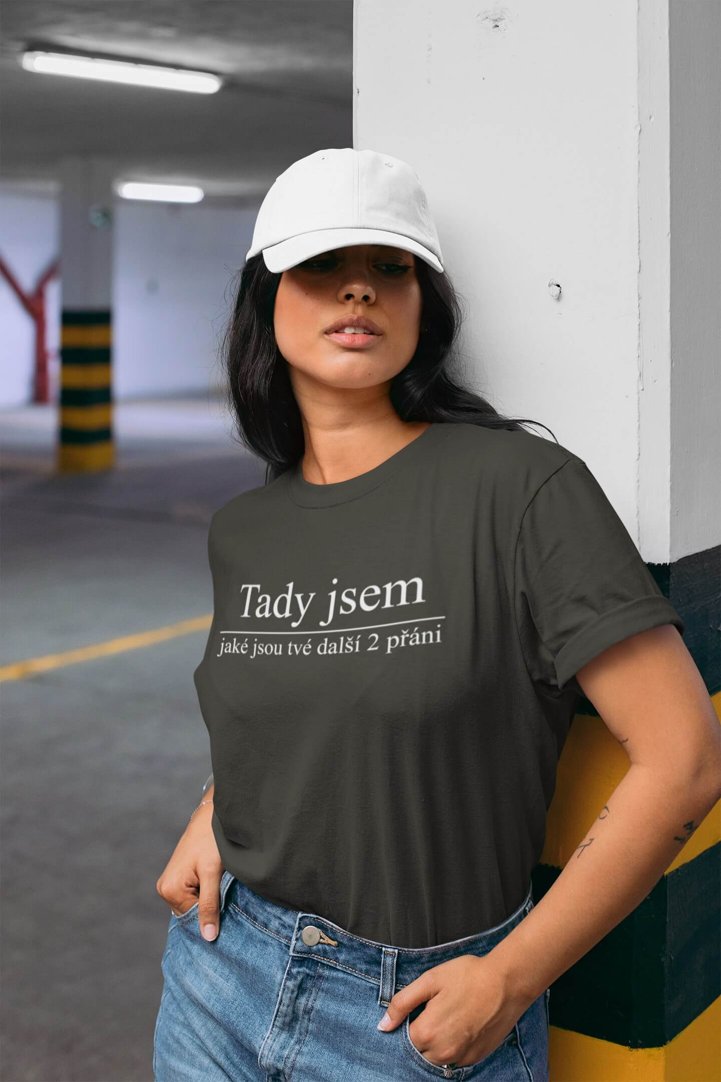 Dámské tričko Tady jsem Barva: Tmavá břidlice, Velikost: S