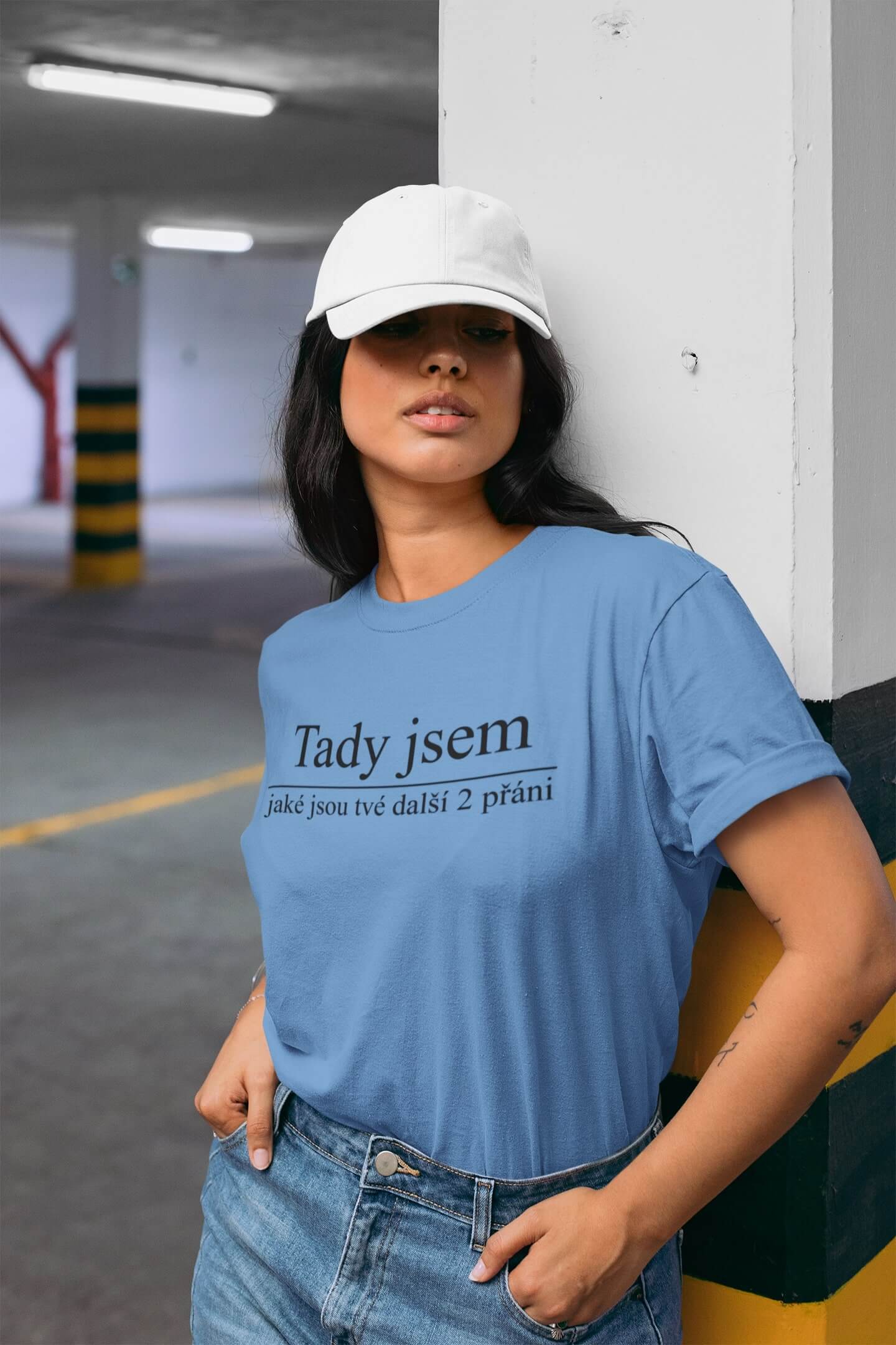 Dámské tričko Tady jsem Barva: Světlemodrá, Velikost: 2XL