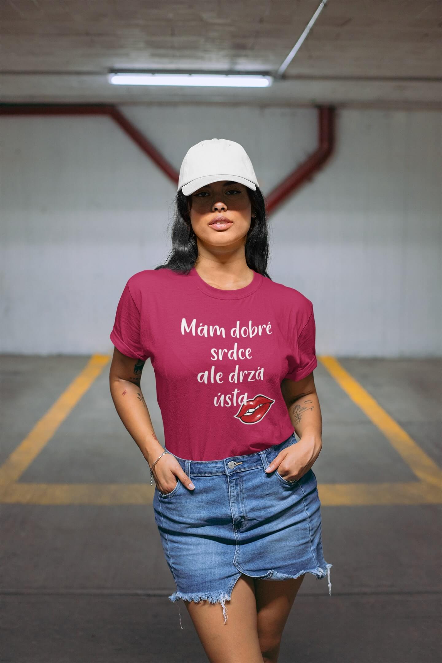 Dámské tričko Dobré srdce Barva: Purpurová, Velikost: M