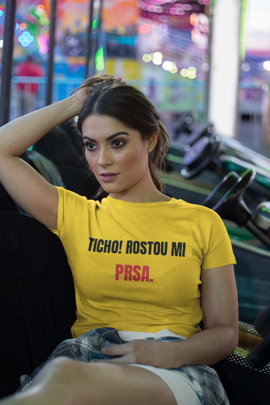 Levně Dámské tričko Prsa Barva: Žlutá