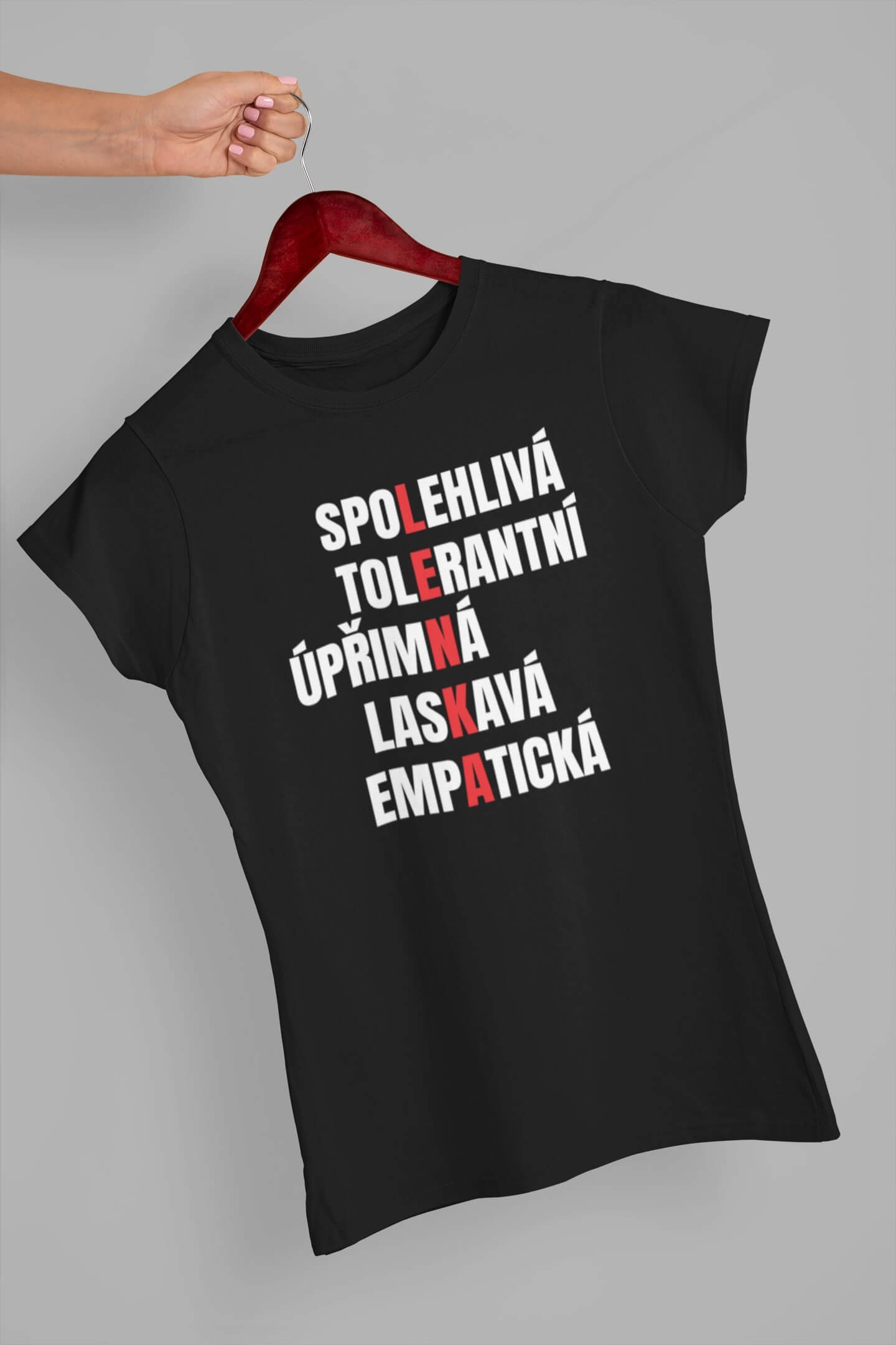 Černá