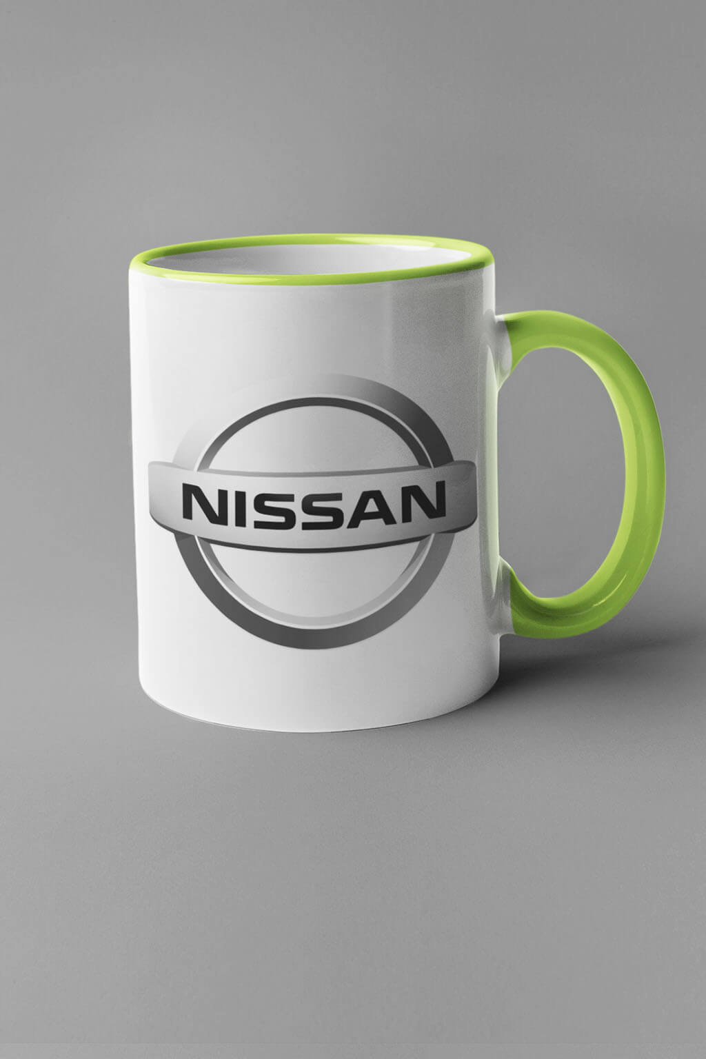 Hrnek s logem auta Nissan