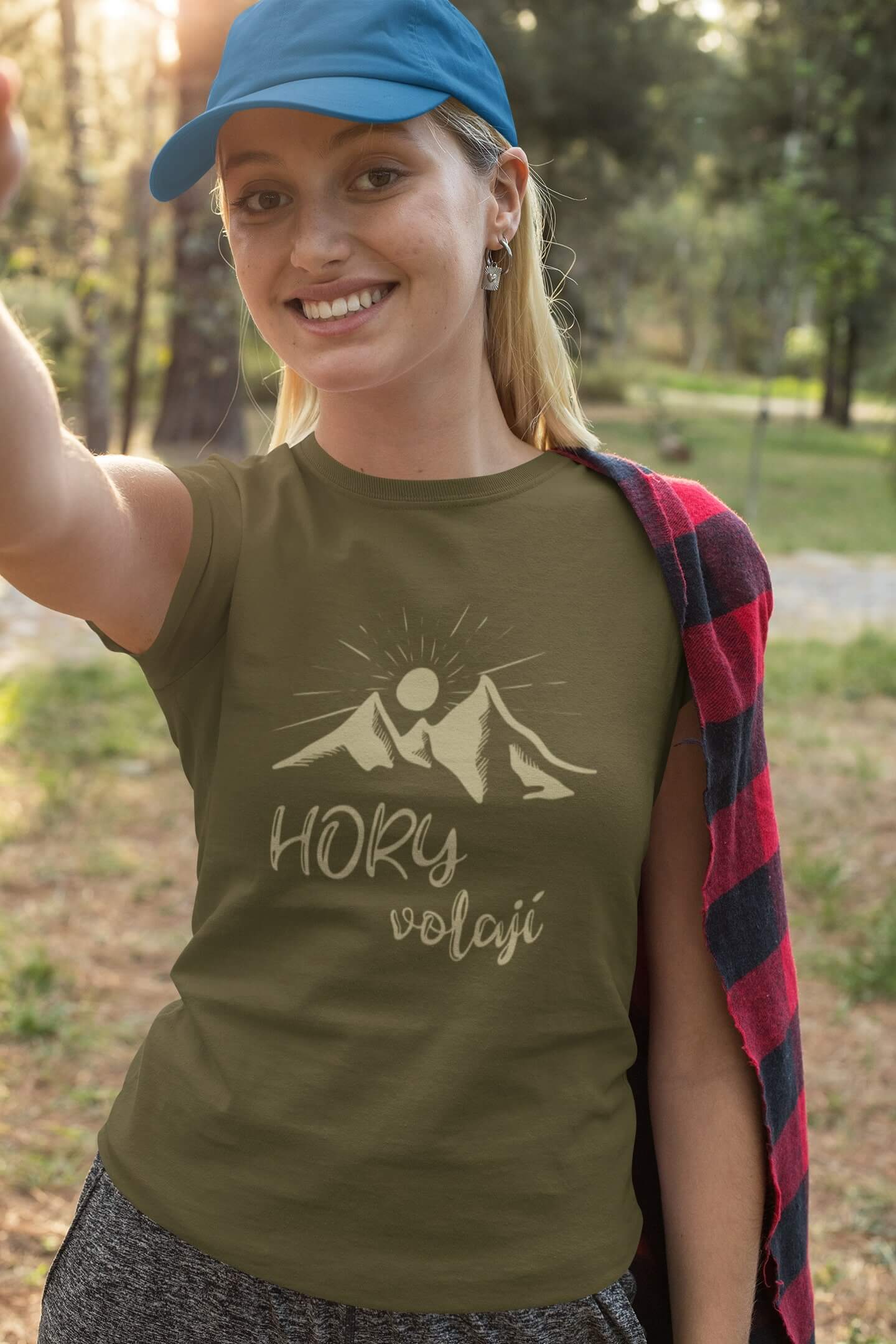 Dámské tričko Hory volají Barva: Khaki