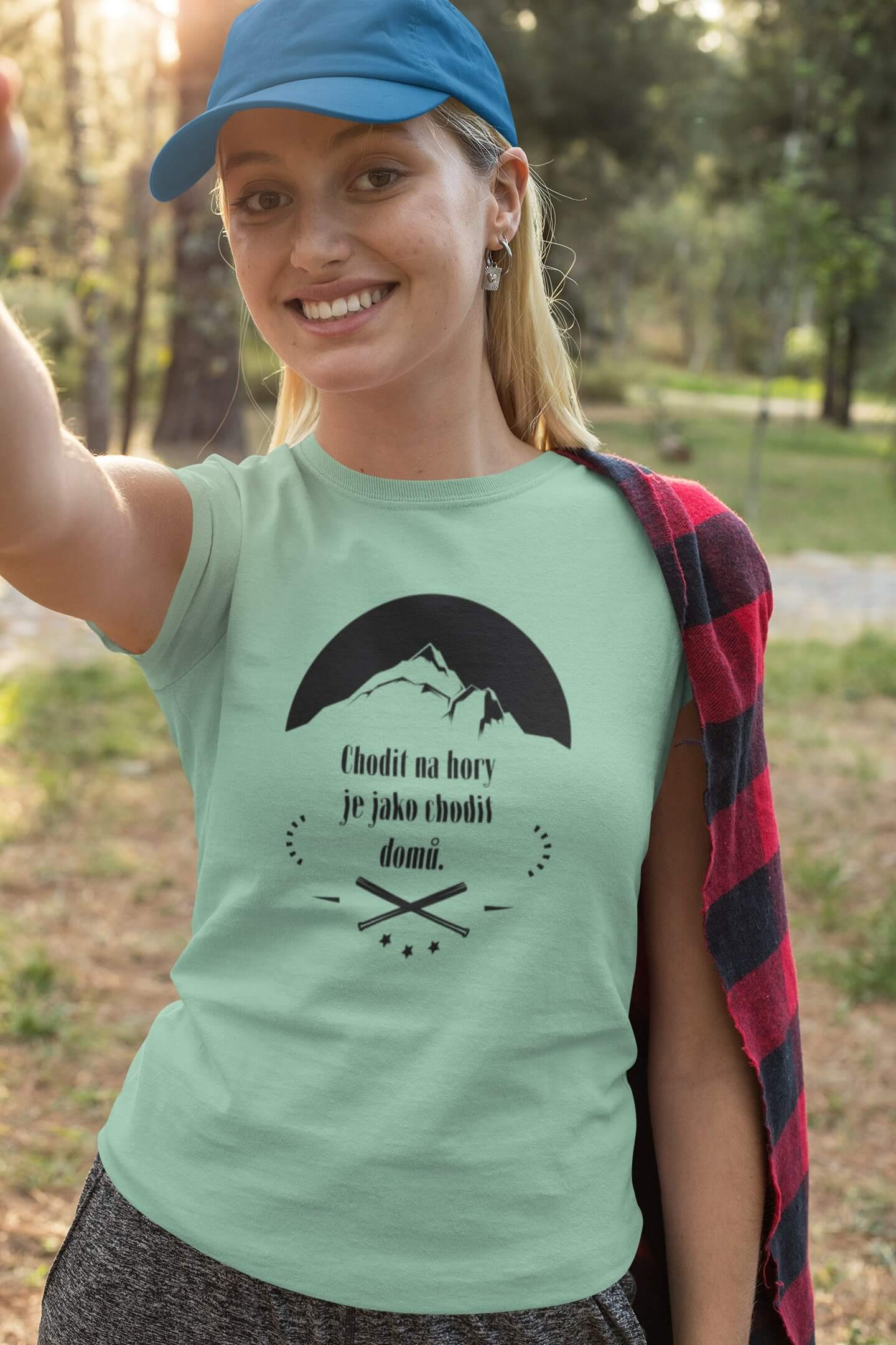 Dámské tričko Chodit na hory Barva: Mätová