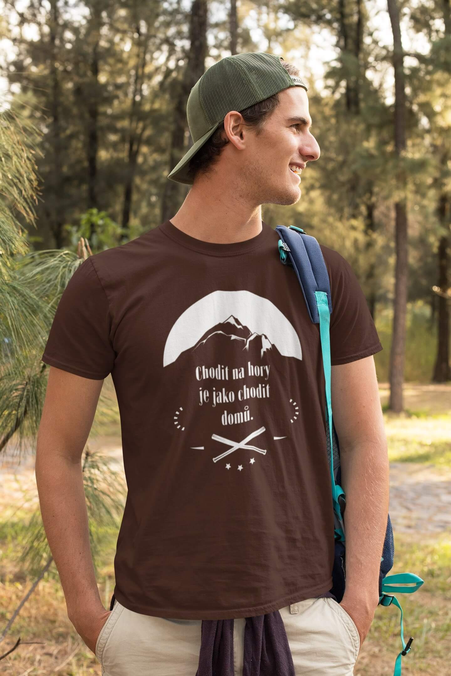 Pánské tričko Chodit na hory Barva: Čokoládová