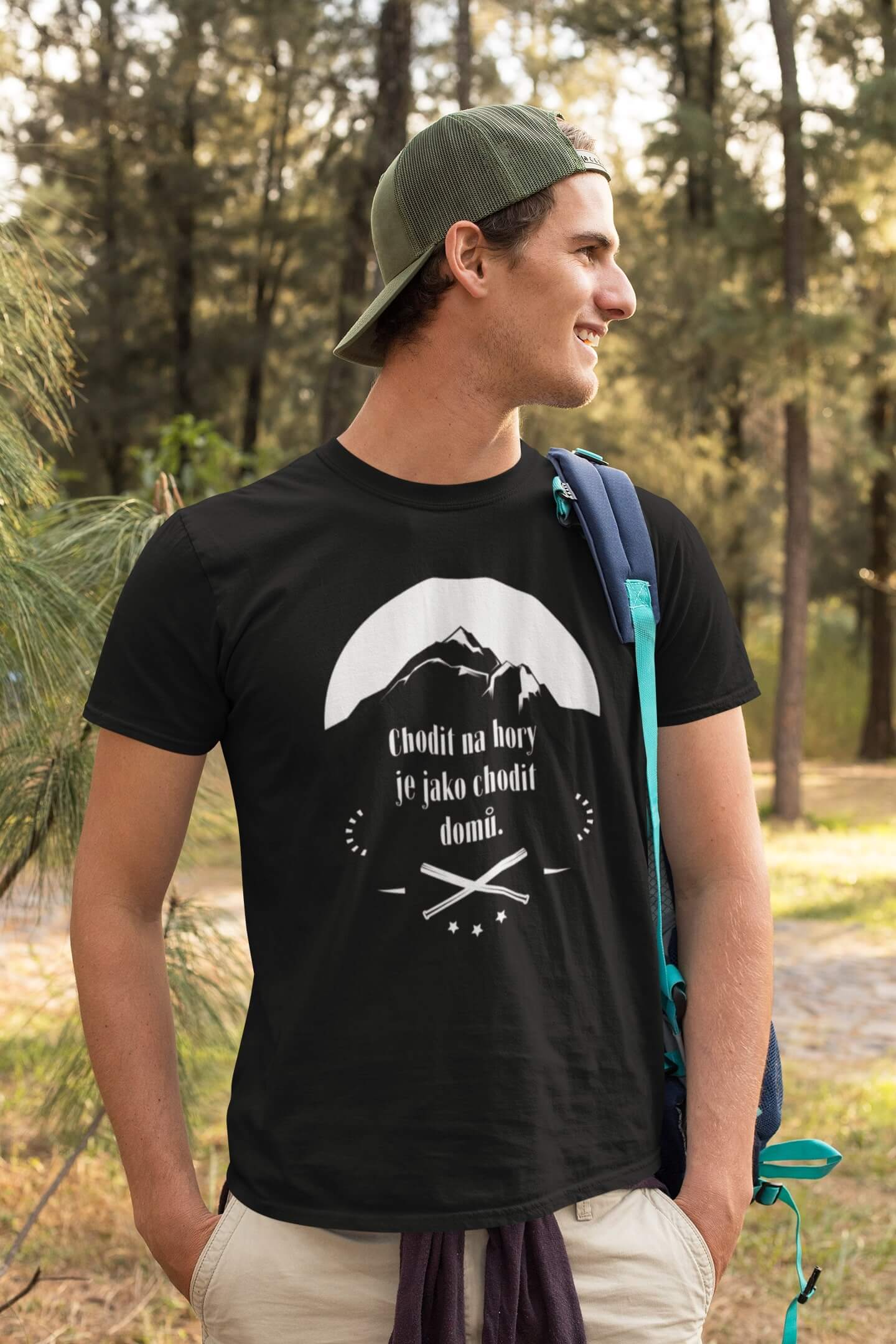 Pánské tričko Chodit na hory Barva: Černá