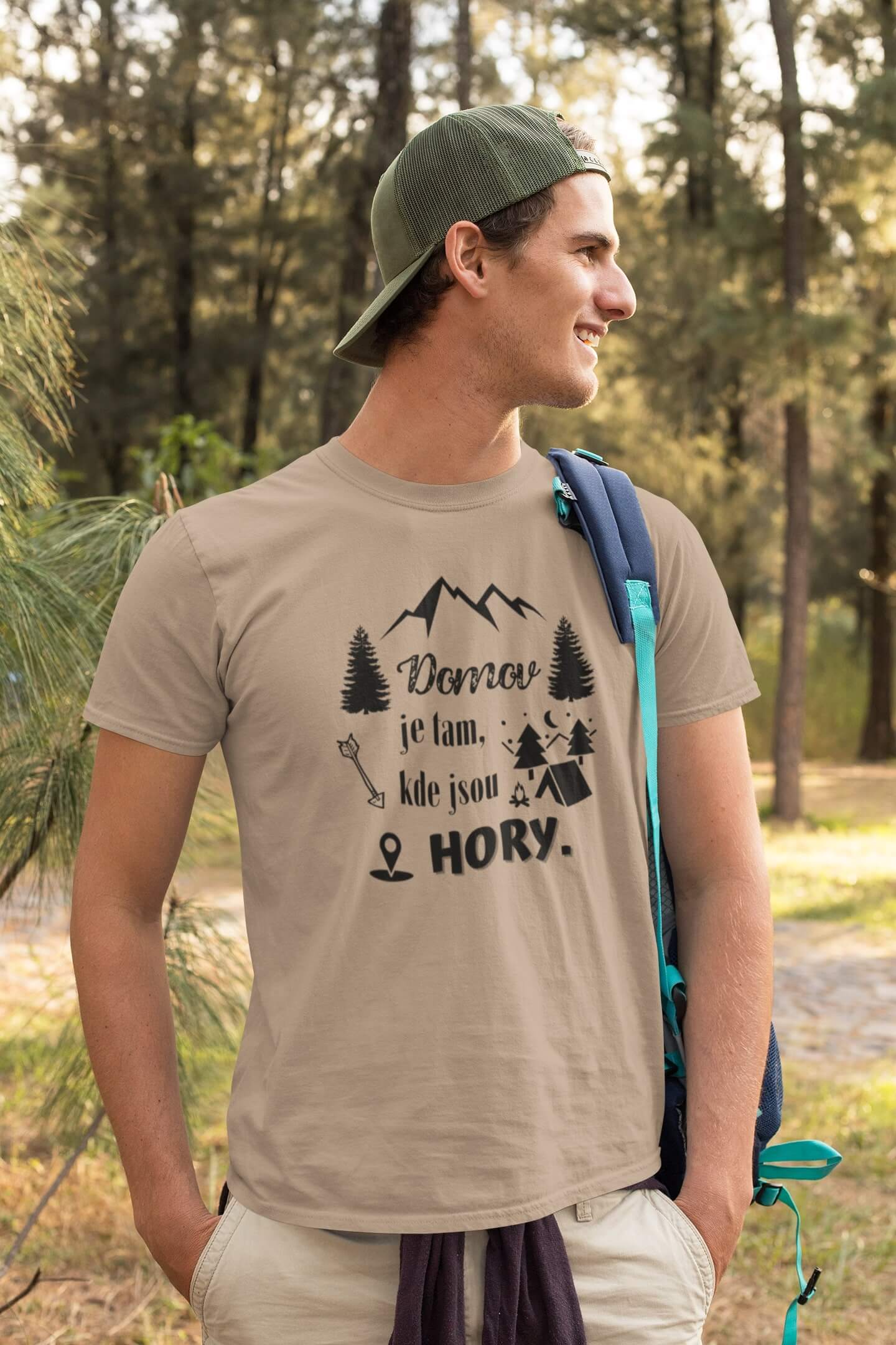 Pánské tričko Domov je tam, kde jsou hory Barva: Písková, Velikost: 2XL