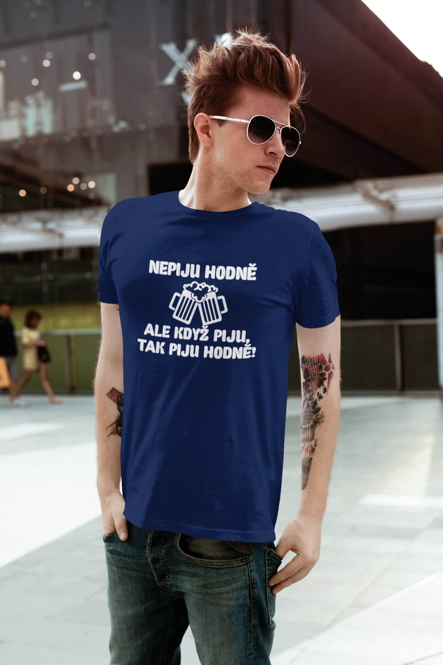 Modrá