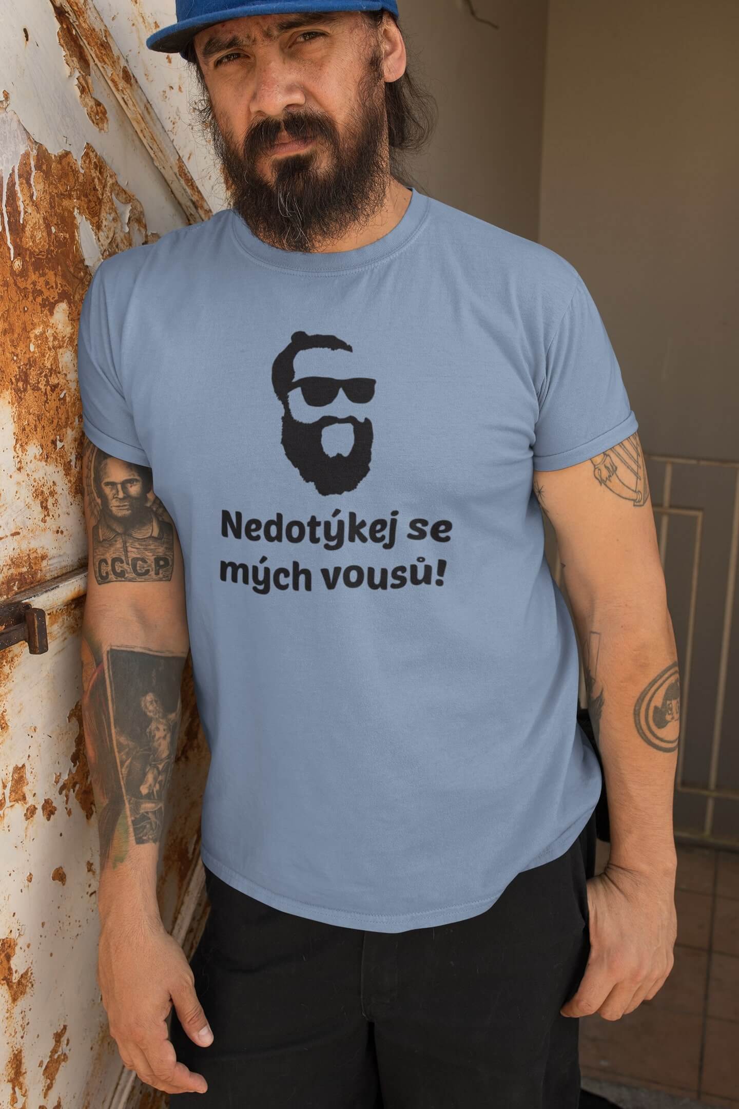 Pánské tričko Vousy Barva: Nebeská modrá, Velikost: S