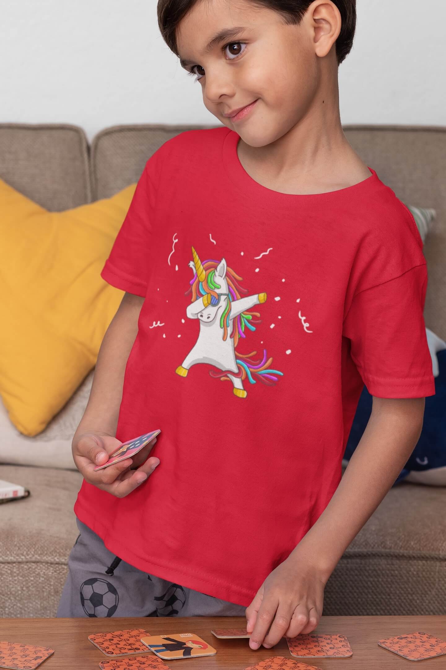 Chlapecké tričko Dabujúci unicorn Barva: Červená, Velikost: 134