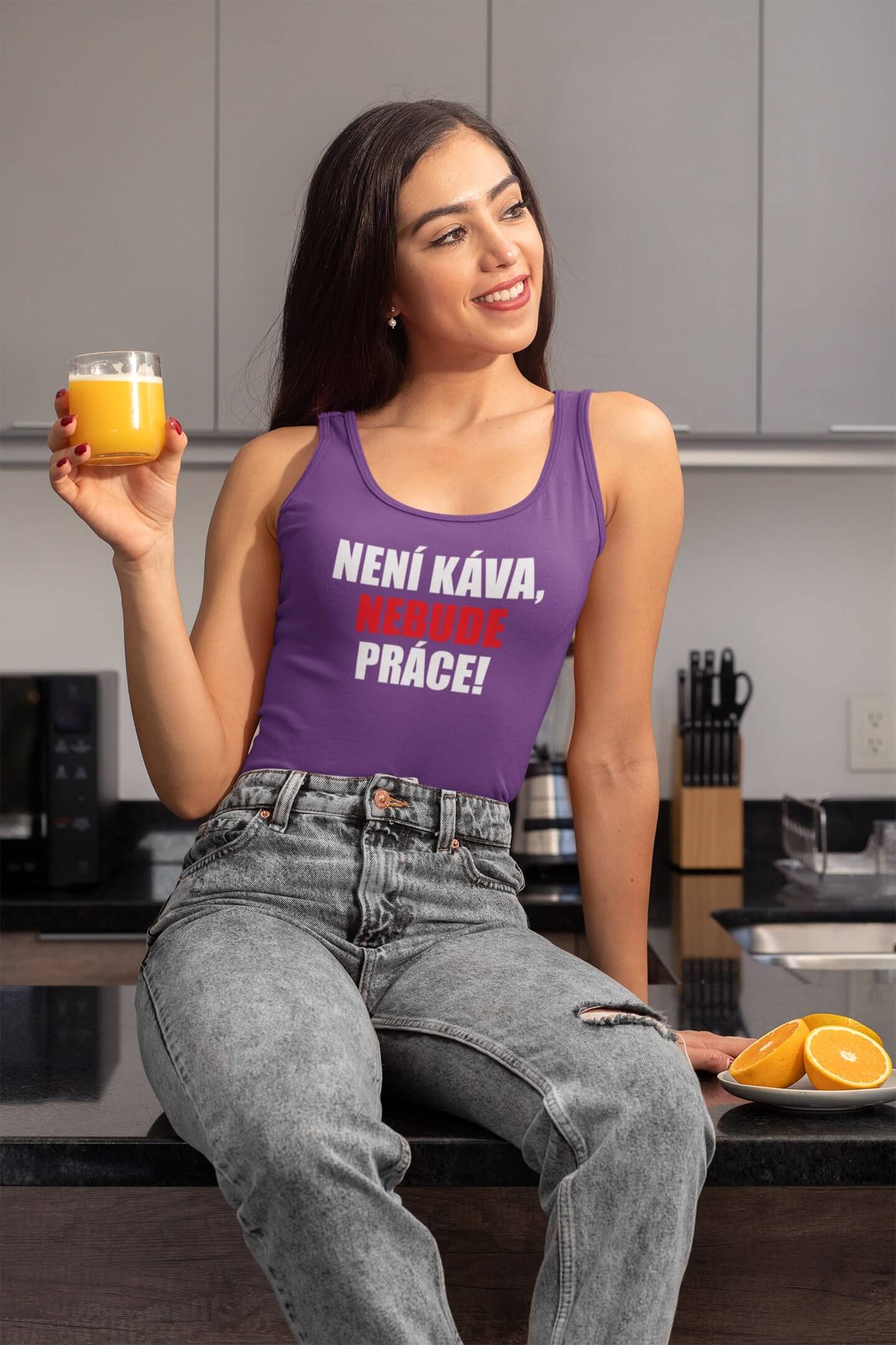 Dámské tílko Není káva, nebude práce Barva: Fialová, Velikost: M