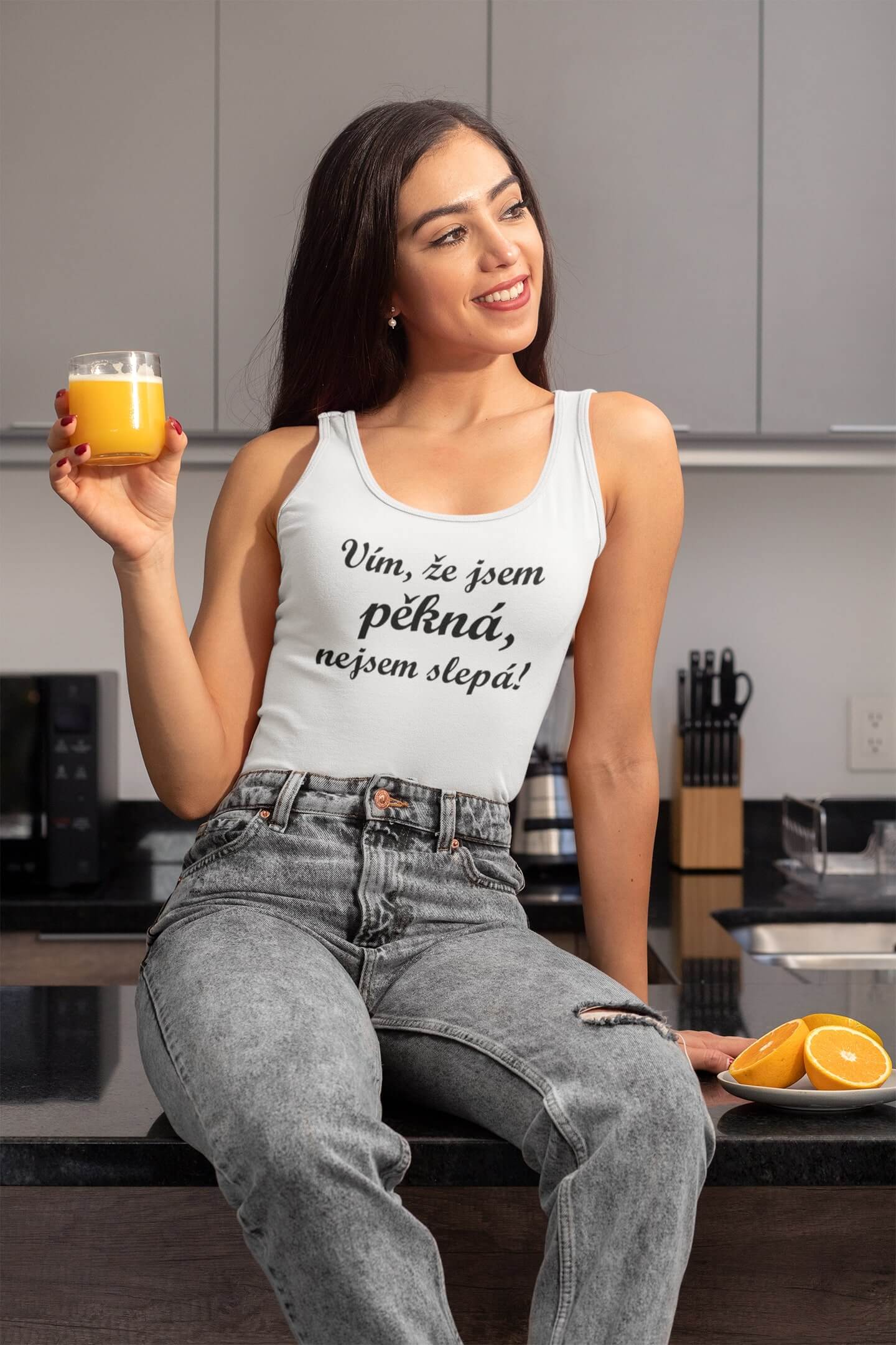 Dámské tílko Vím, že jsem pěkná Barva: Bíla, Velikost: L