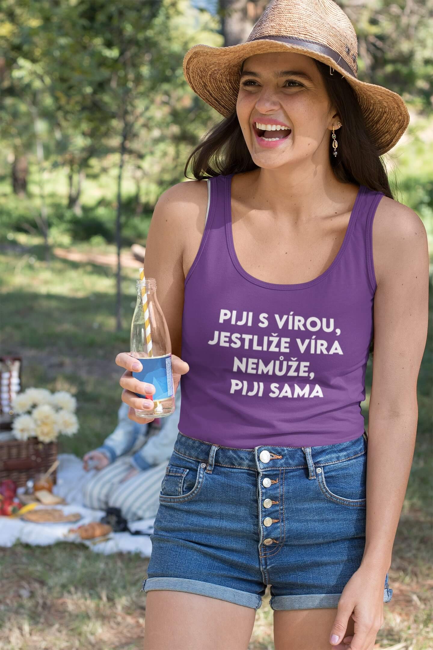 Dámské tílko Piji s Vírou Barva: Fialová, Velikost: L