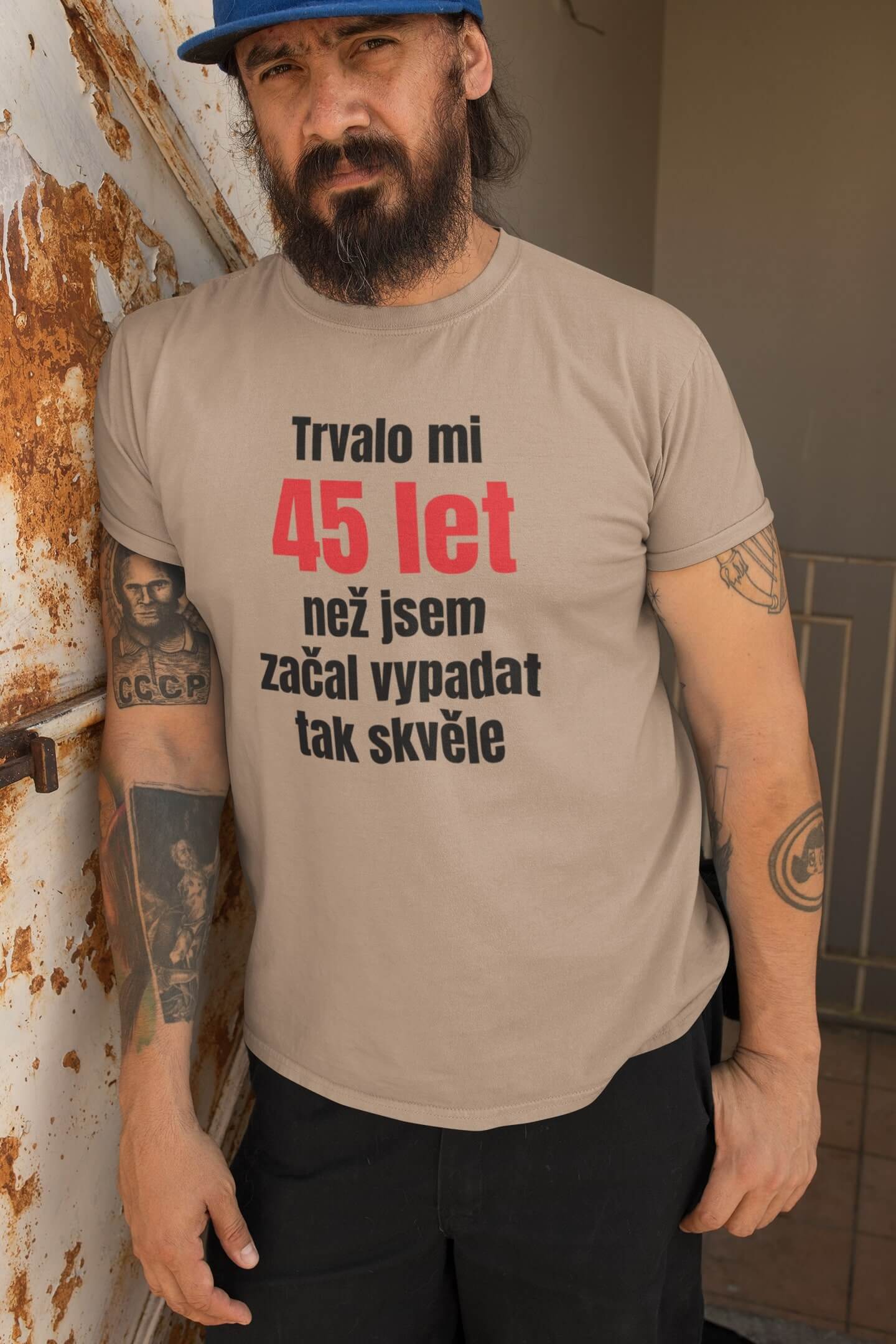 Pánské tričko Trvalo mi 45 let Barva: Písková