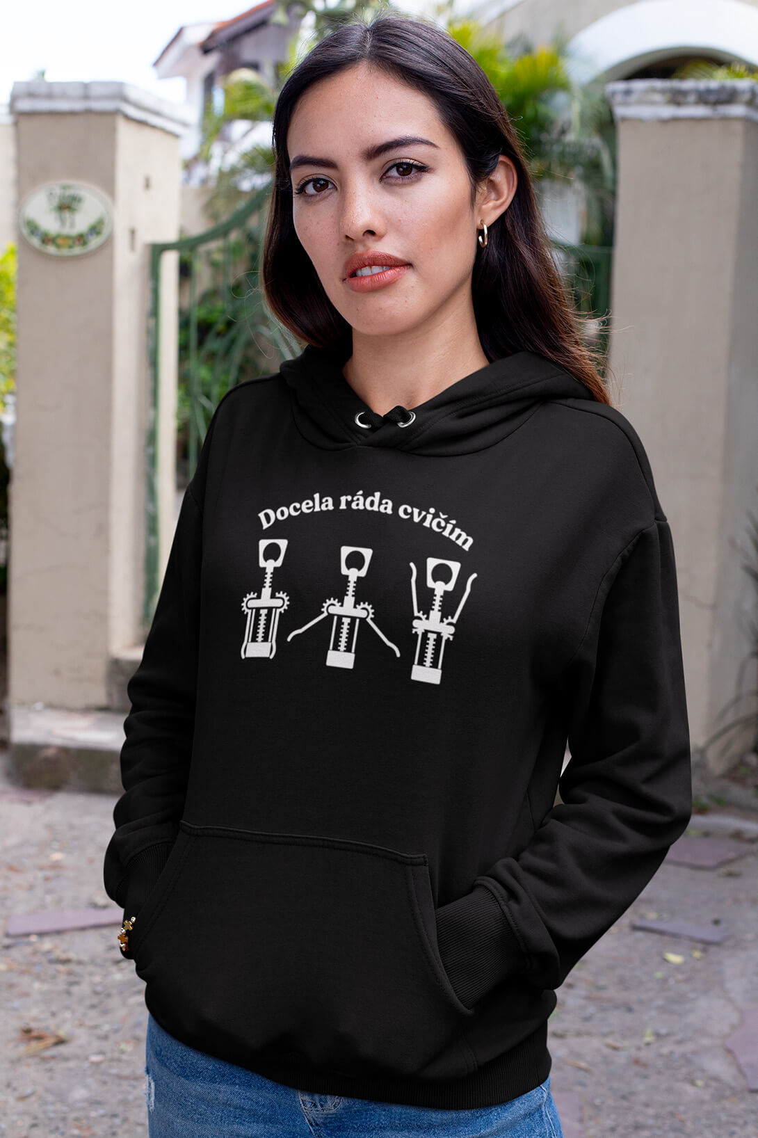 Dámská mikina Docela ráda cvičím Barva: Černá, Velikost: 2XL
