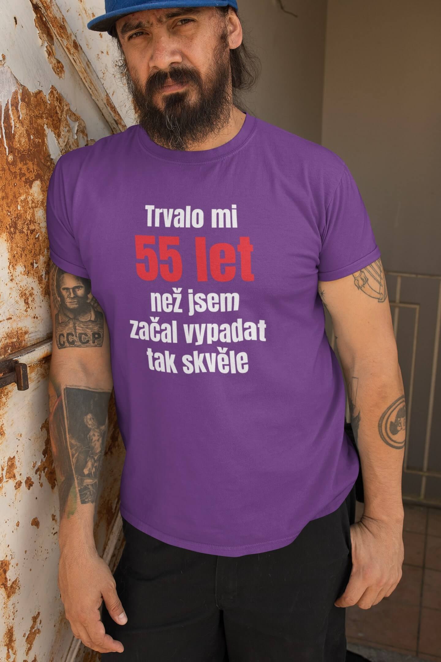 Pánské tričko Trvalo mi 55 let Barva: Fialová