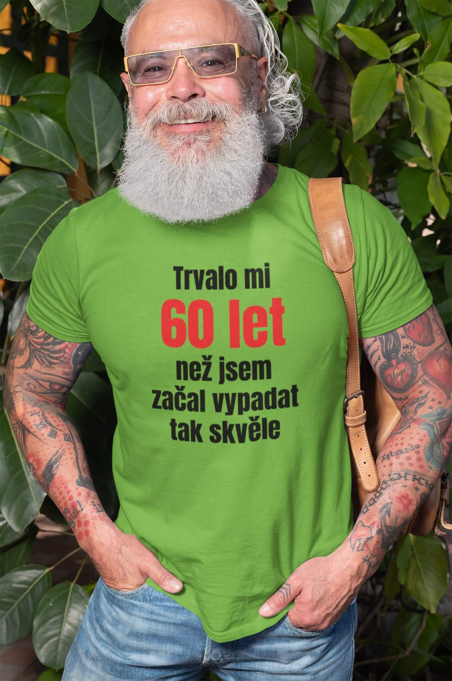 Pánské tričko Trvalo mi 60 let Barva: Hrášková zelená