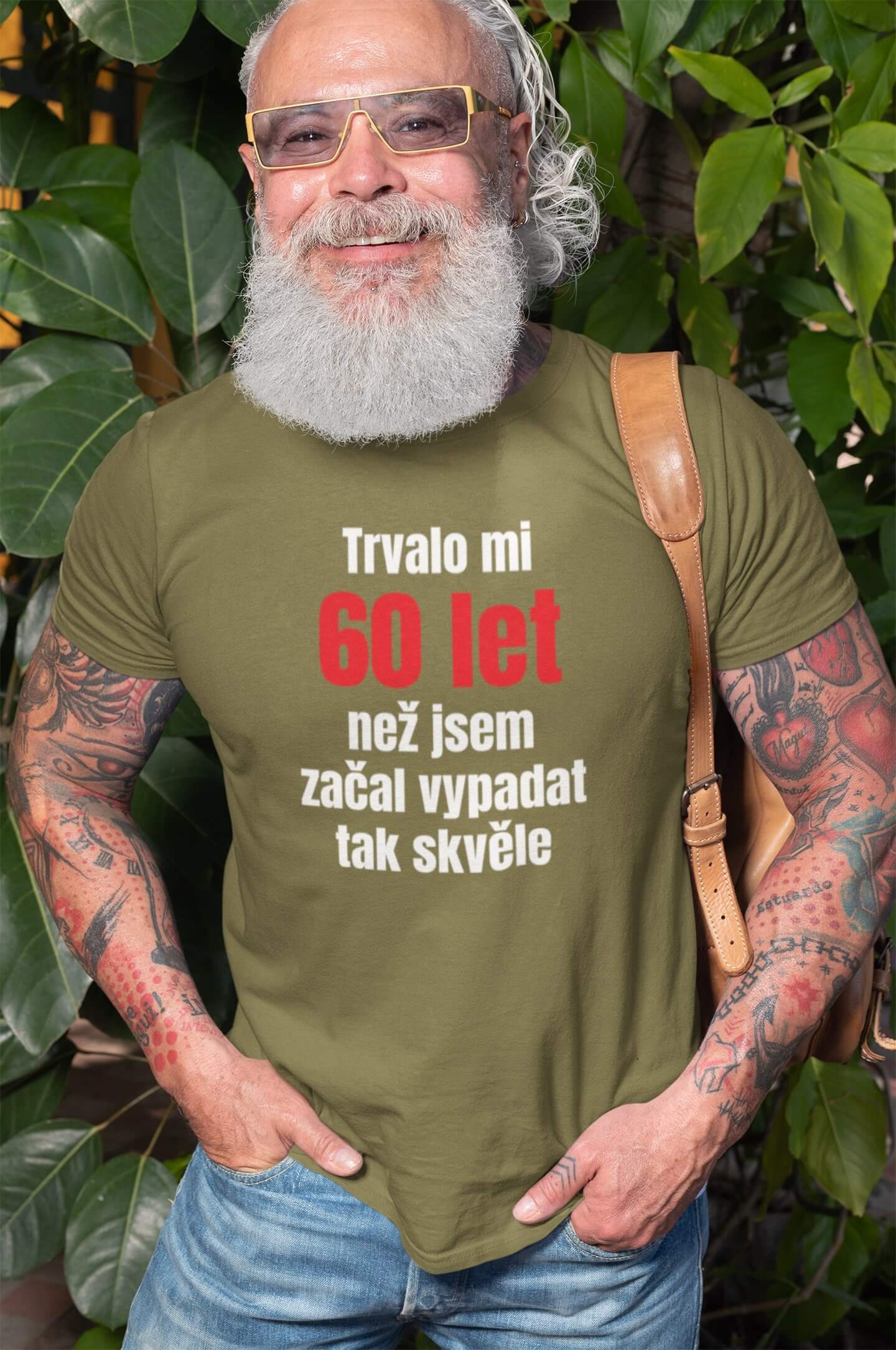 Pánské tričko Trvalo mi 60 let Barva: Svetlá khaki, Velikost: XS