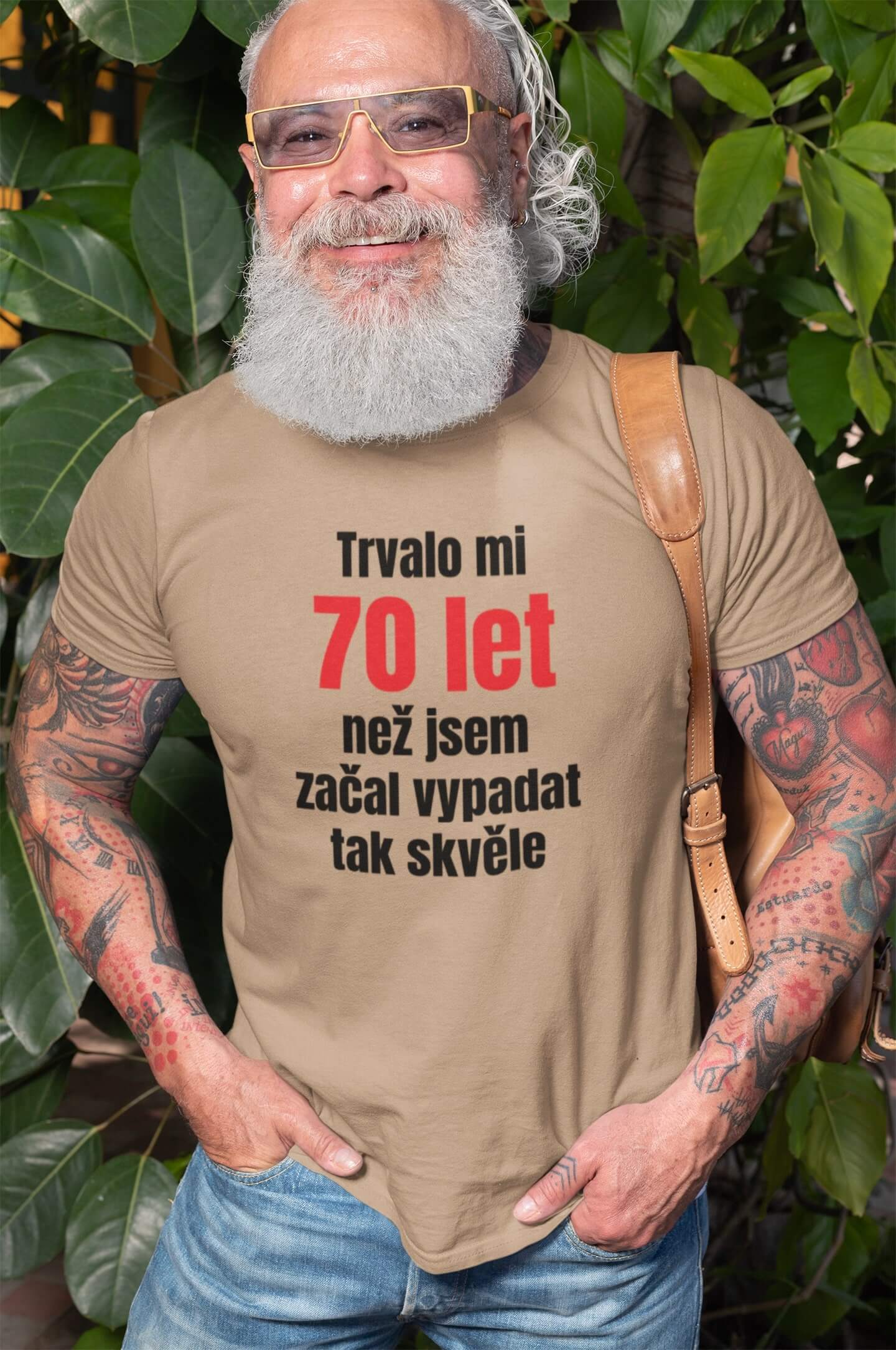 Pánské tričko Trvalo mi 70 let Barva: Písková, Velikost: L