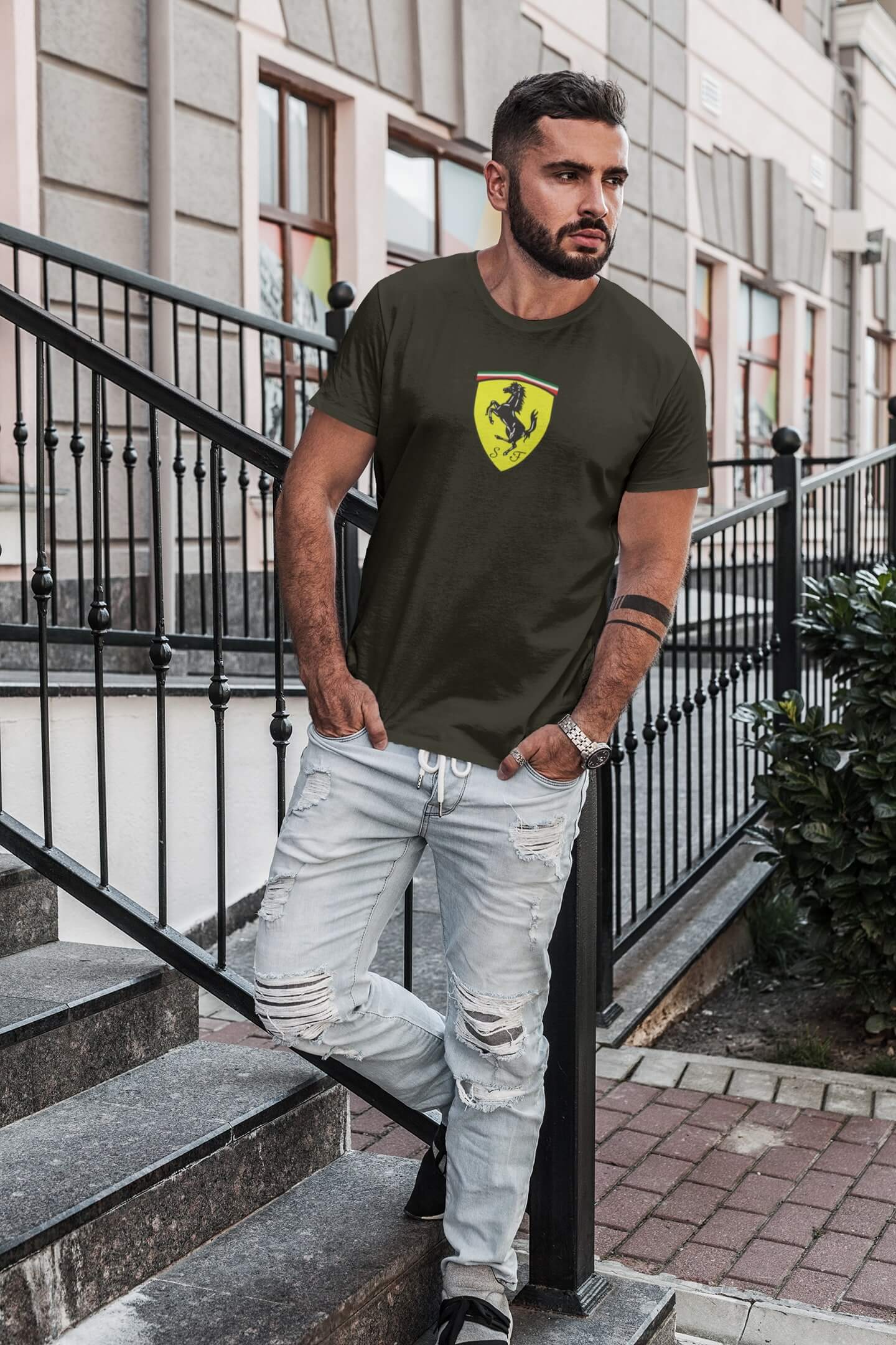 Pánské tričko s logem auta Ferrari Barva: Military, Velikost: 2XL