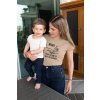 Dámské tričko Máma a syn poutot shirt mockup of mom and son with coordinated outfits 26368 (1)