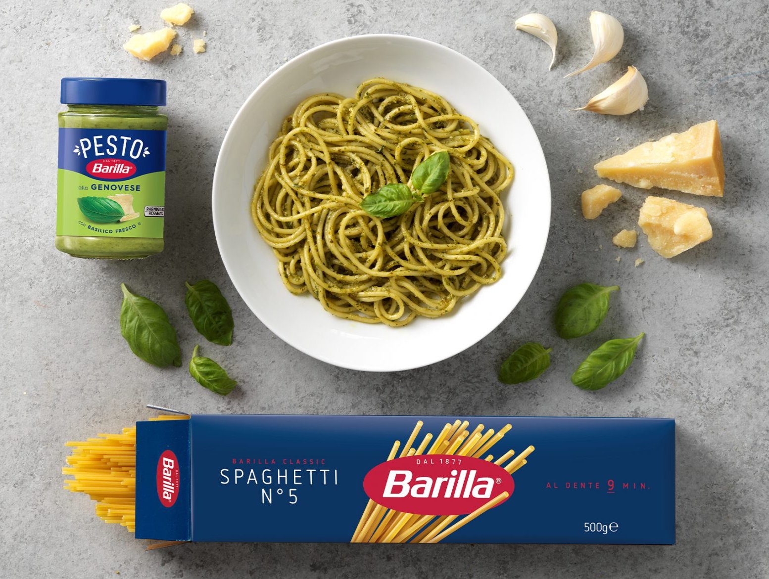 Spaghetti a la Pesto Genovese