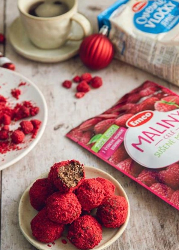 Ovesné kuličky s lyofilizovanými malinami