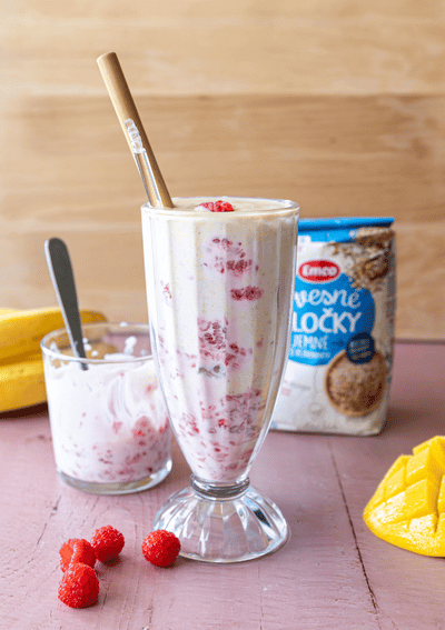 Banánovo-mangové smoothie s jemnými ovesnými vločkami Emco