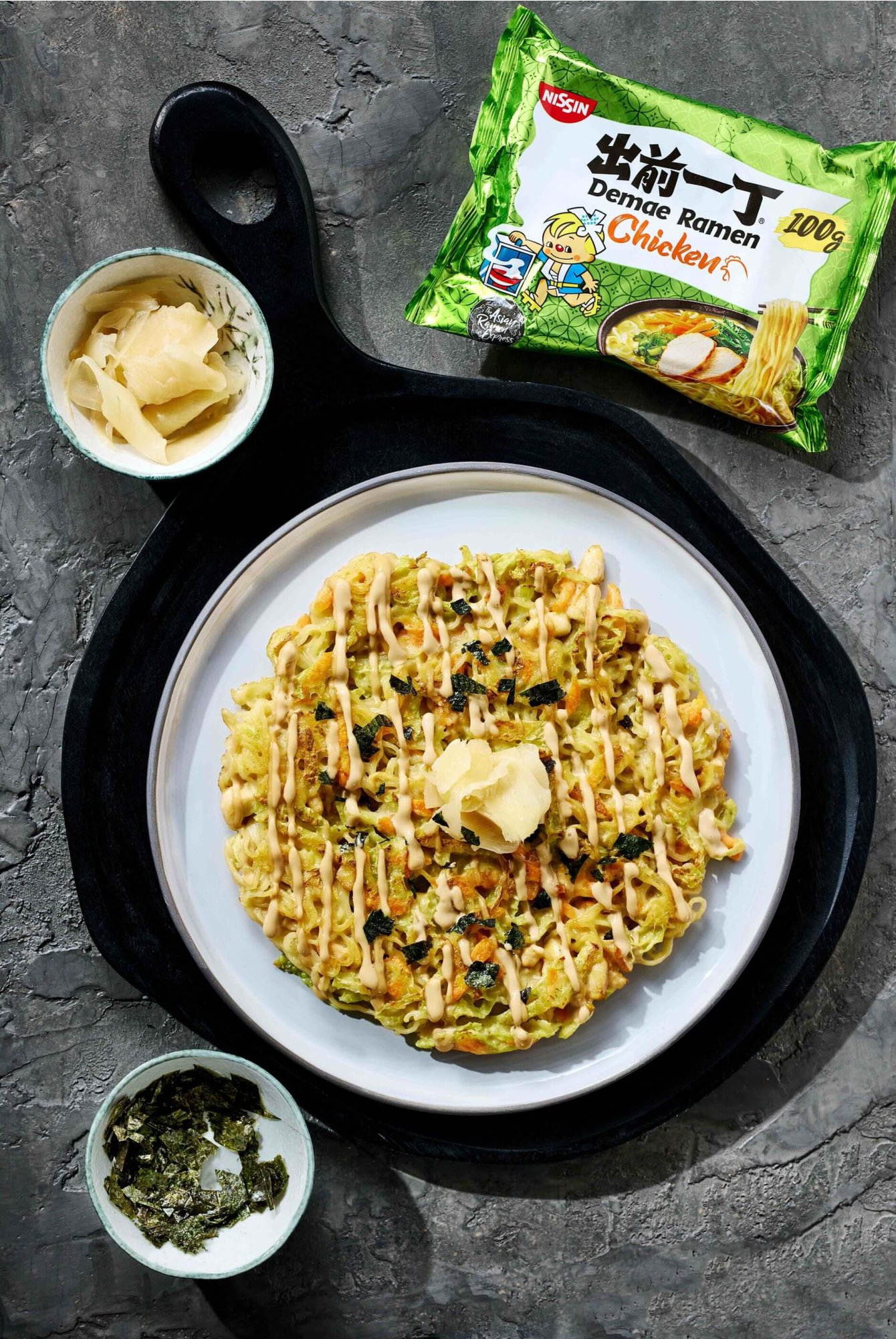 Okonomiyaki s kuřecími Demae Ramen Chicken