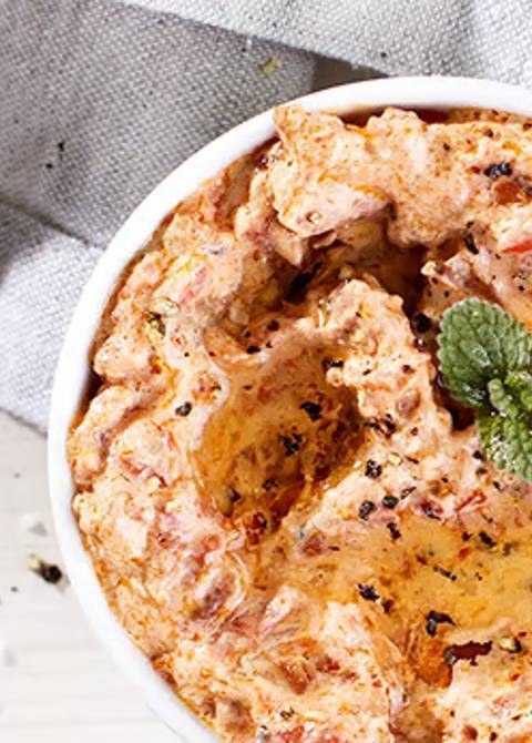 Dip ze sušených rajčat