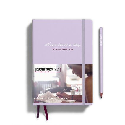 Leuchtturm1917 pětiletý diář Some Lines A Day, Lilac