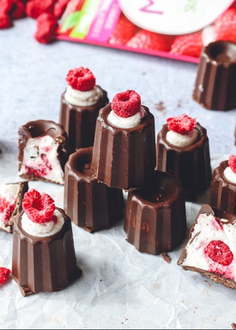 Čokoládové košíčky s mrazom sušeným ovocím