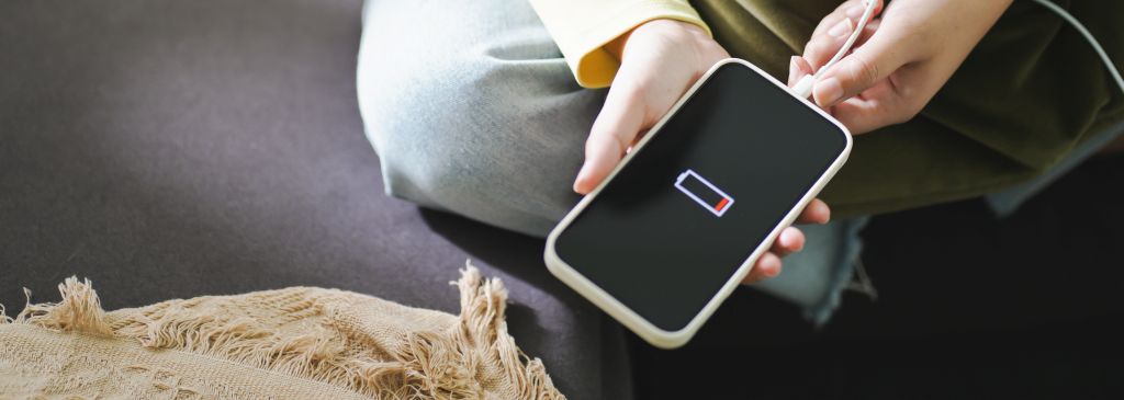 Jak vybrat správnou baterii pro svůj telefon? Na co se zaměřit při výběru nové baterie?