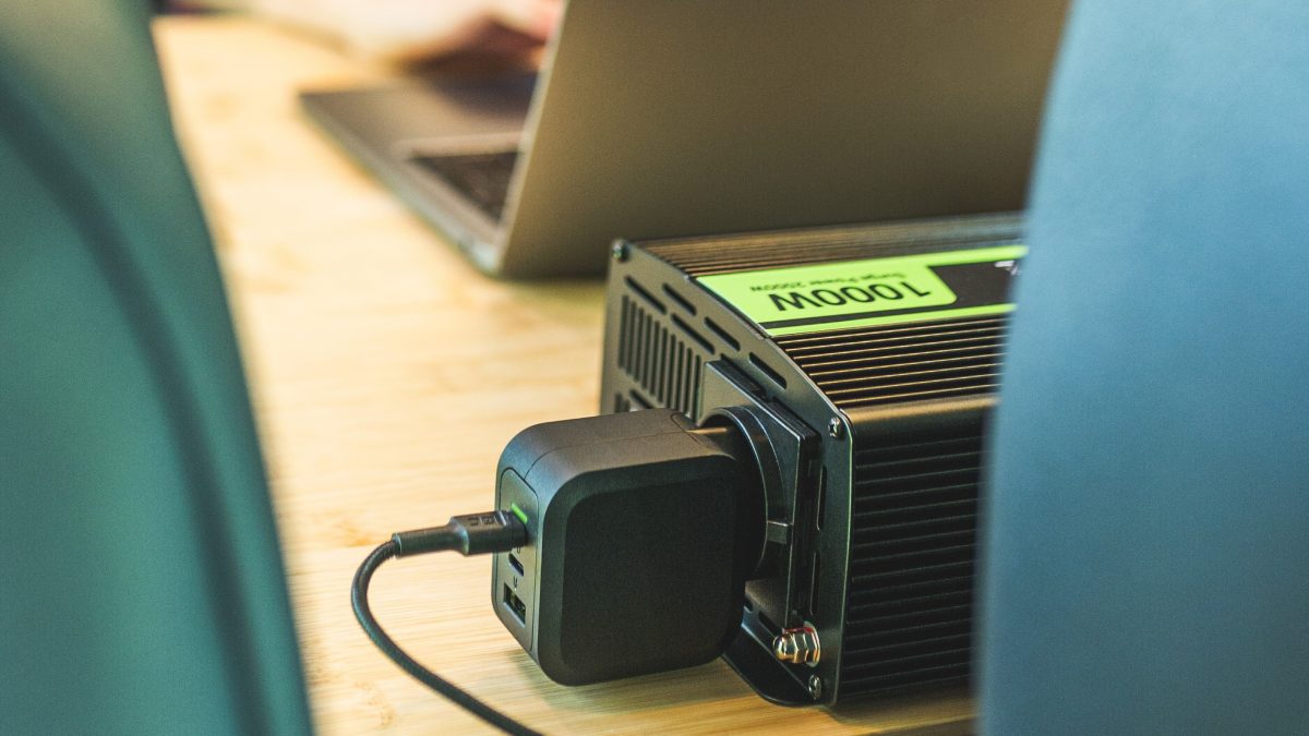 Měnič napětí - co to je a k čemu se používá?