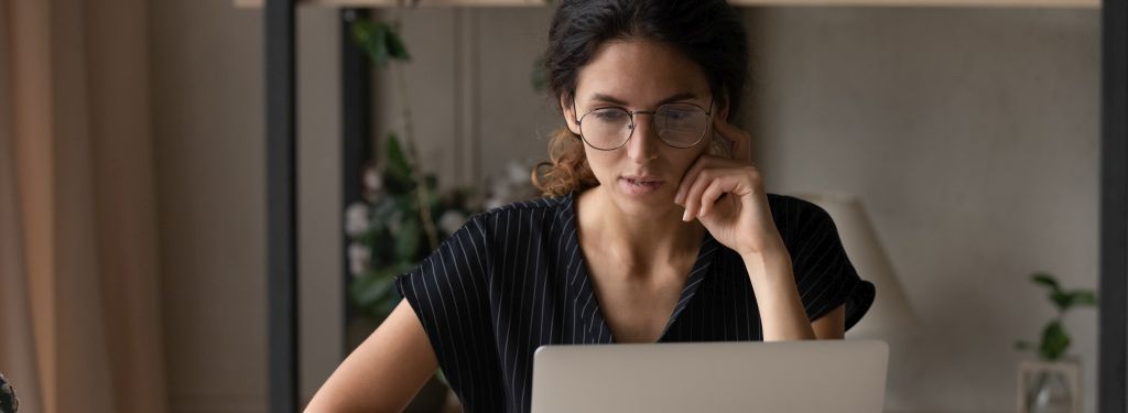 Poškozená baterie notebooku: příznaky, které by vás měly znepokojovat