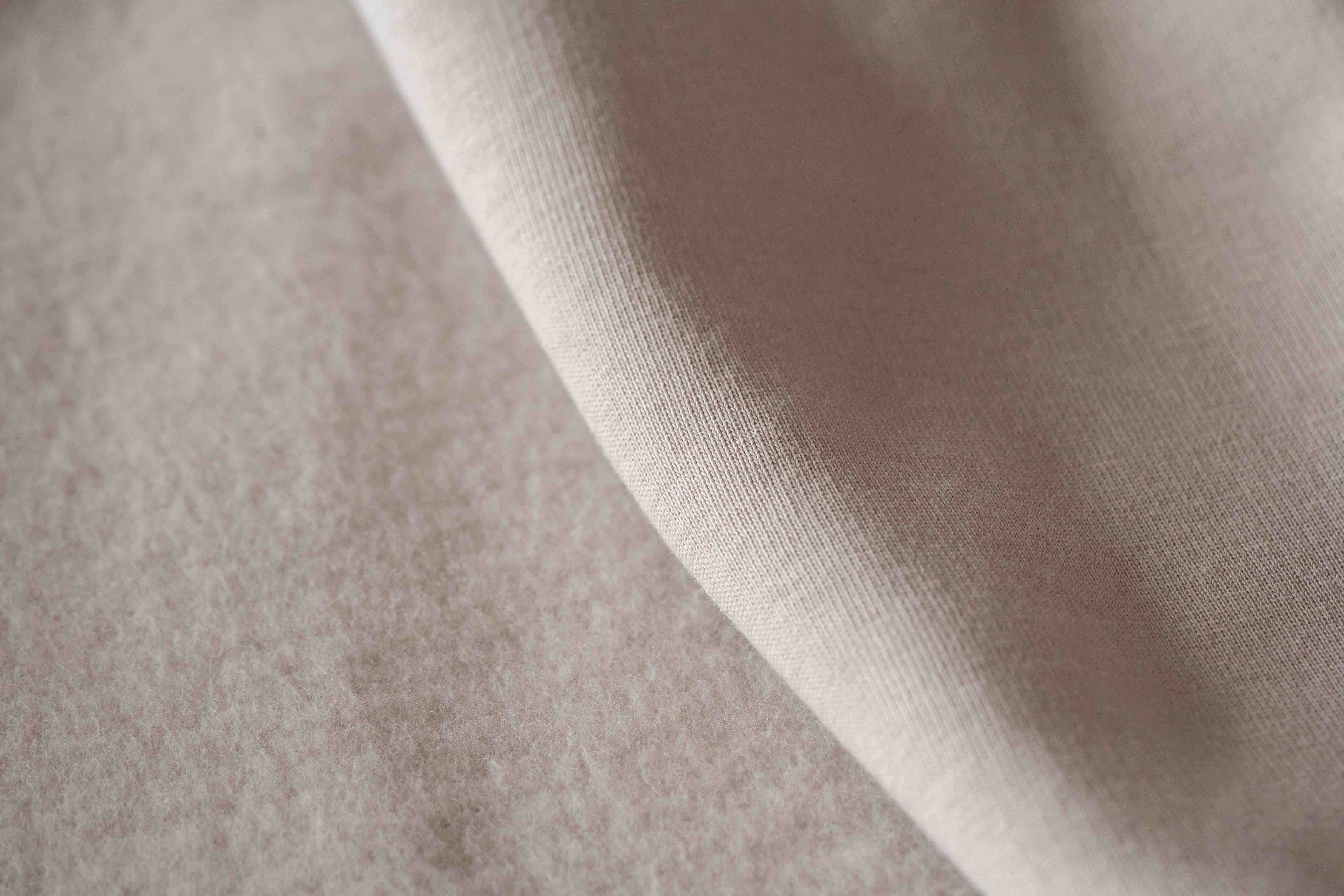 Počesaná teplákovina detail
