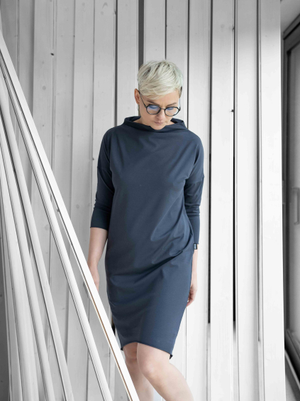 upletove-saty-dlouhy-rukav-stojacek-mysi-seda