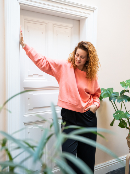 Mikina NORAH meruňková s Kateřinou Pechovou