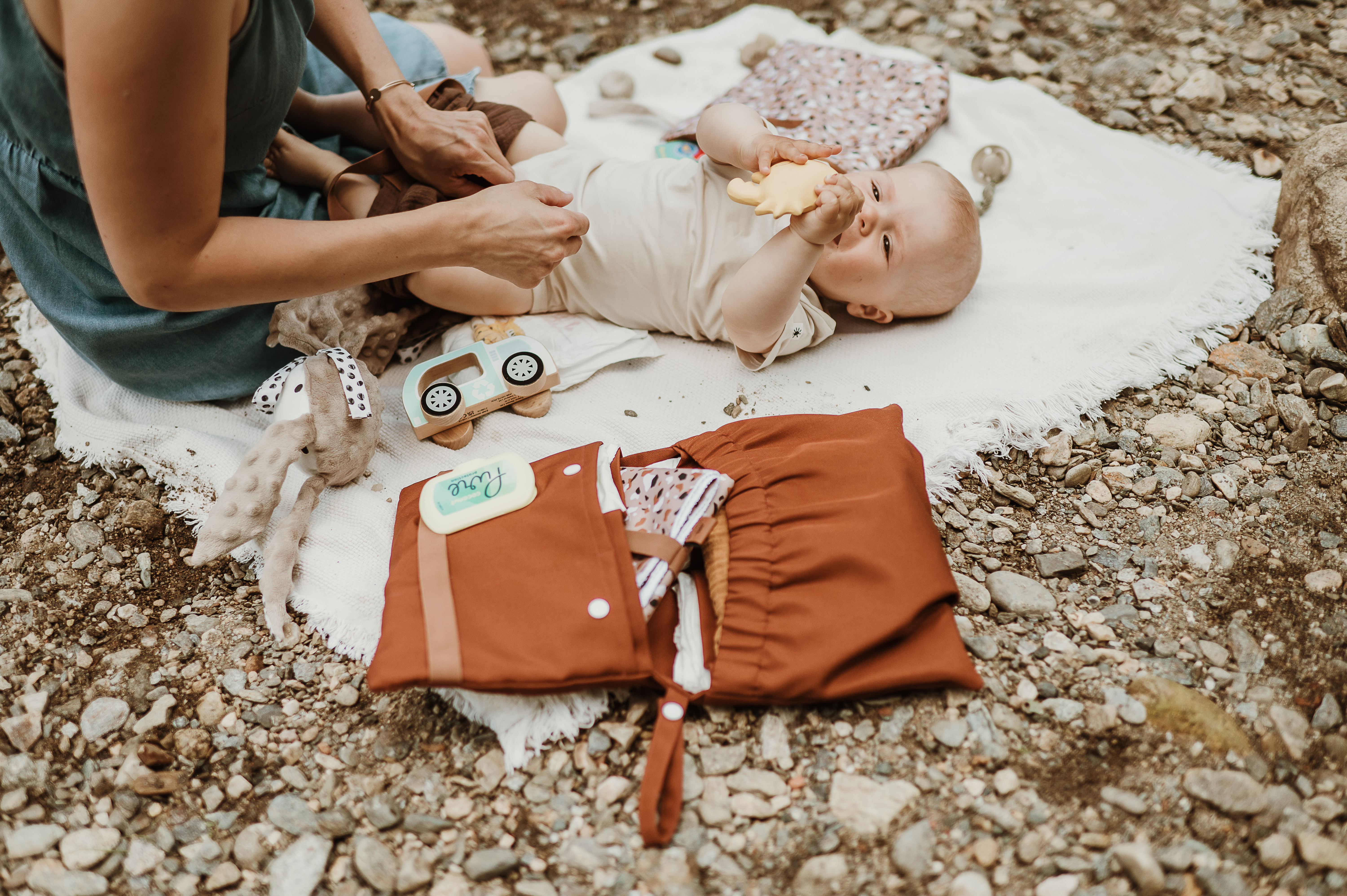 Nepromokavé cestovní sady využijete po celý rok