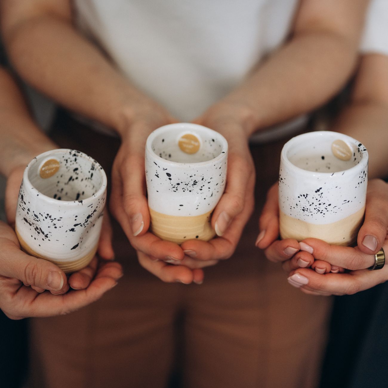 Detail hrnku Emiimio