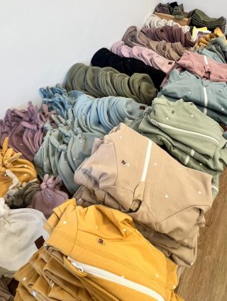 Už tento víkend 7.-8.3. nás čeká první letošní @dyzajnmarket 😍 Dokončujeme přípravy a moc se na Vás těšíme ve stánku číslo...