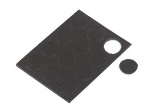 Samolepicí magnety průměr: 1,3 cm 12ks v balení