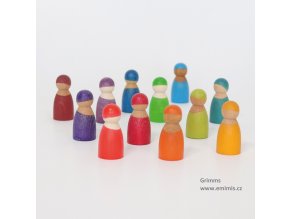 12 přátel v papírové krabičce, dřevěné figurky Grimms duha