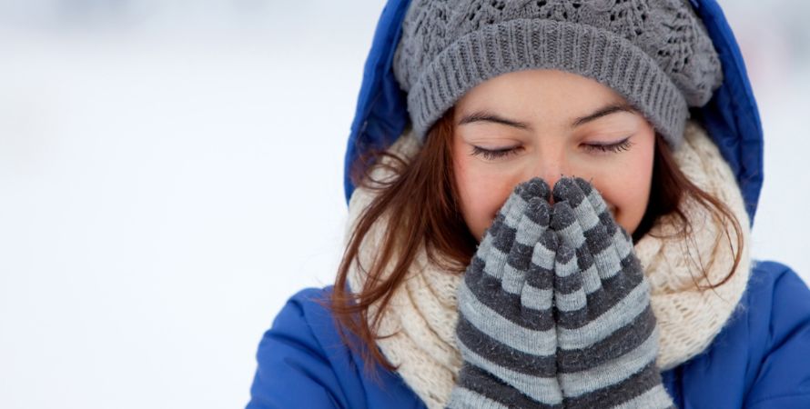 JAK V ZIMĚ PEČOVAT O VÁŠ TYP PLETI?