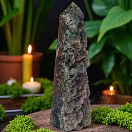 5719 achat hroznovy obelisk polosurovy c 18 40g Photoroom