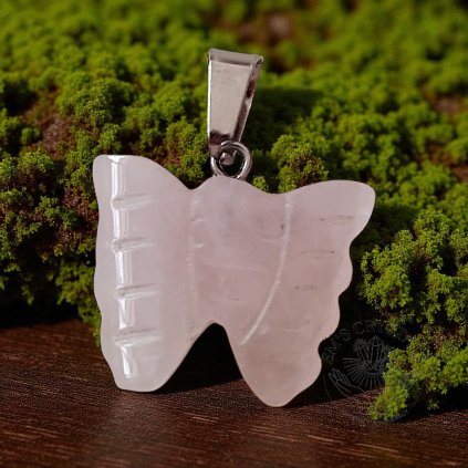 6616 ruzenin privesek motyl Photoroom