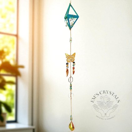 6877 lapac slunce klicka s fluoritem Photoroom